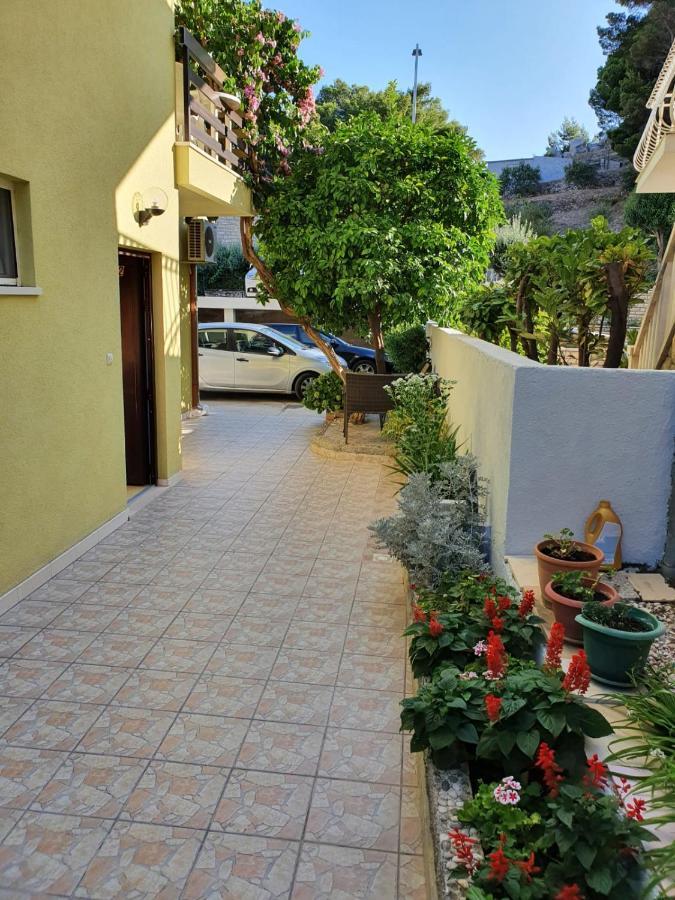 Bugenvilija Duće Exterior foto
